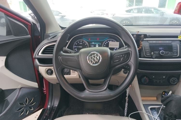 Used Buick GT 2016 15N Automatic Elite Edition Steering Wheel