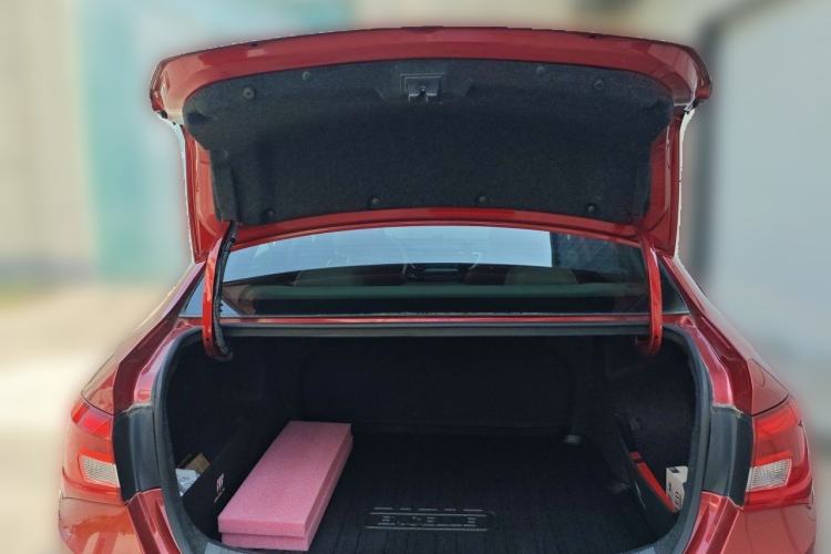 Used Buick GT 2016 15N Automatic Entry-Level Trim Trunk