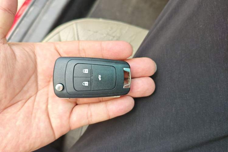 Used Buick GT 2016 15N Automatic Entry-Level Trim Vehicle Key