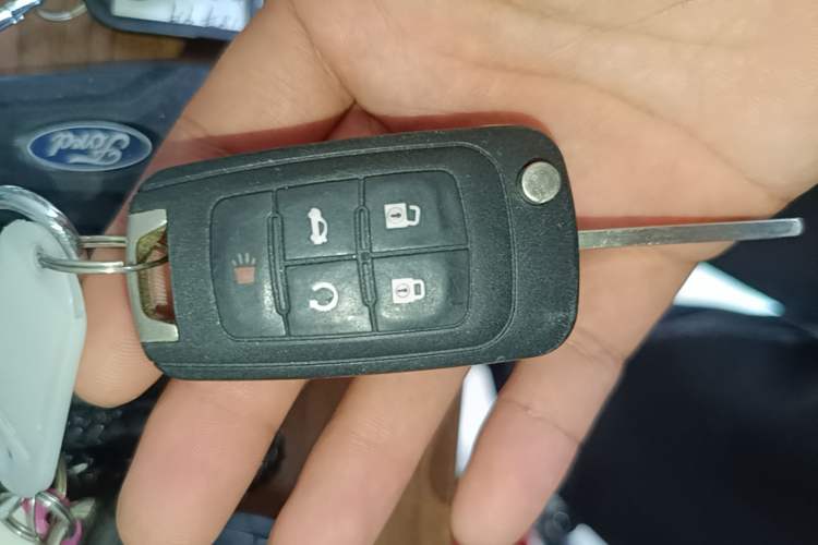 Used Buick GT 2016 15N Automatic Elite Edition Vehicle Key