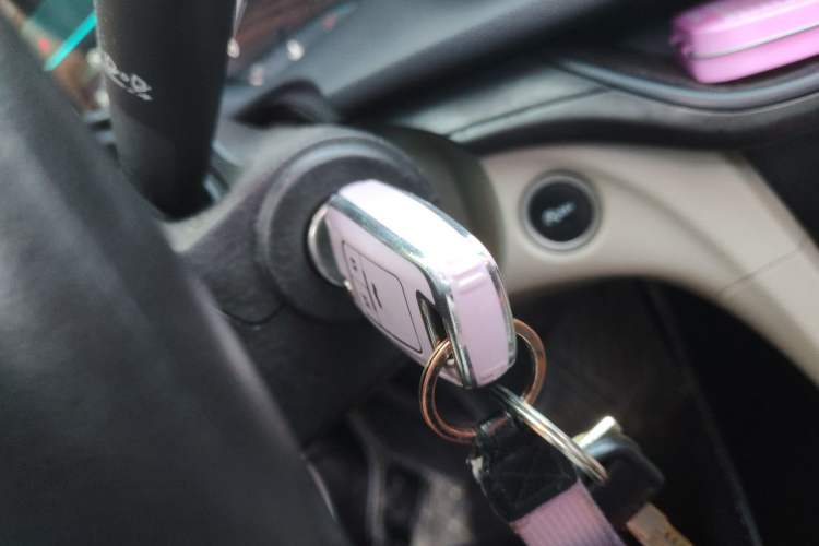 Used Buick GT 2016 15N Automatic Elite Edition Vehicle Key