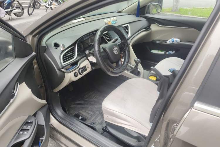 Used Buick GT 2016 15N Manual Entry-Level Trim Driver Seat