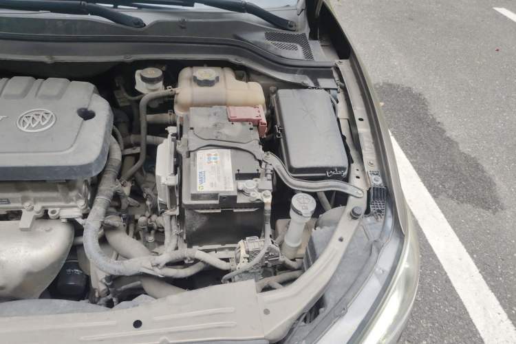 Used Buick GT 2016 15N Manual Entry-Level Trim Engine Bay Left