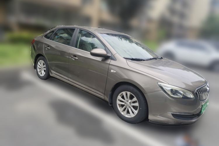 Used Buick GT 2016 15N Manual Entry-Level Trim Front Right 45 Deg