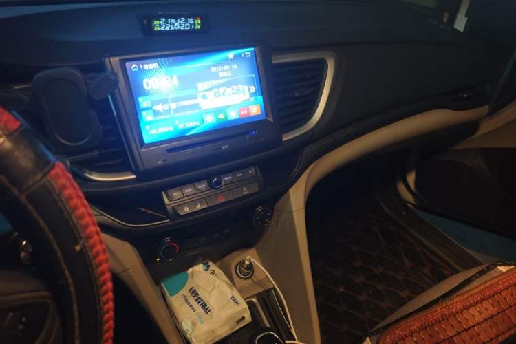 Used Buick GT 2016 15N Manual Entry-Level Trim Audio And AC Panel