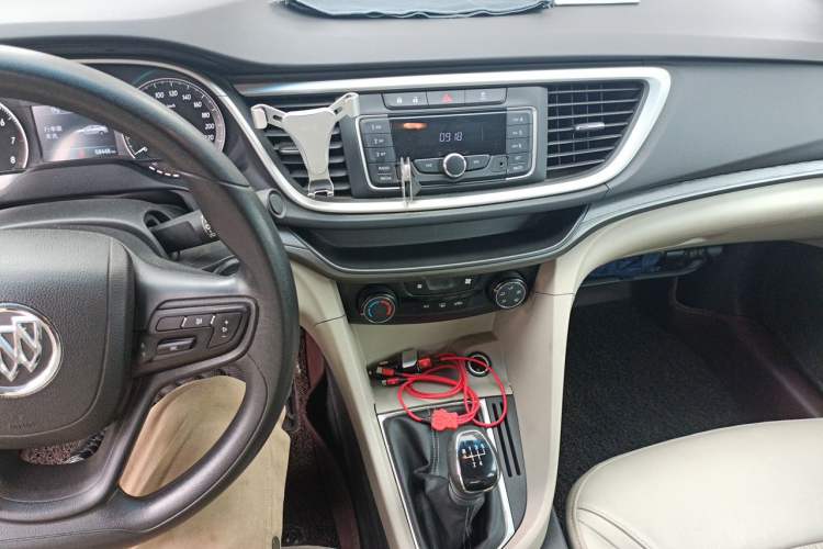 Used Buick GT 2016 15N Manual Elite Edition Audio And AC Panel