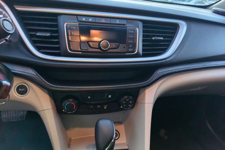 Used Buick GT 2016 15N Automatic Entry-Level Trim Audio And AC Panel