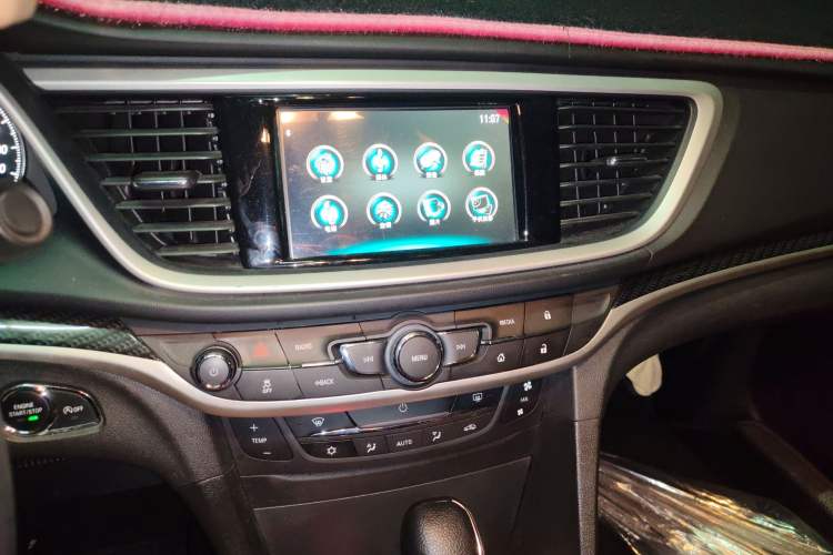 Used Buick GT 2016 15N Automatic Luxury Edition Audio And AC Panel