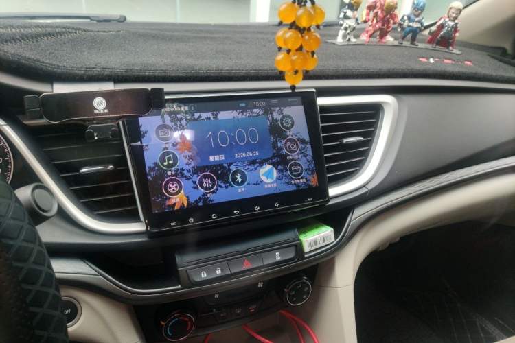 Used Buick GT 2016 15N Automatic Elite Edition Audio And AC Panel