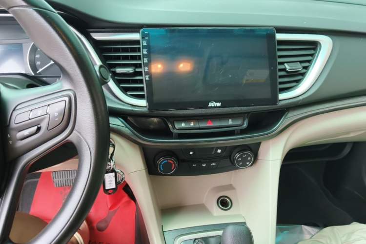 Used Buick GT 2016 15N Automatic Elite Edition Audio And AC Panel