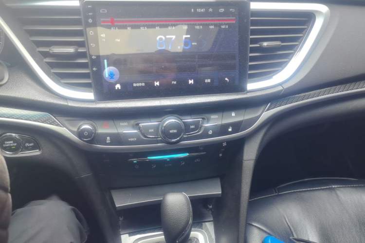 Used Buick GT 2016 15N Automatic Luxury Edition Audio And AC Panel