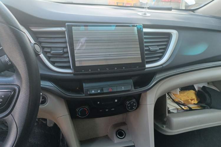 Used Buick GT 2016 15N Manual Elite Edition Audio And AC Panel