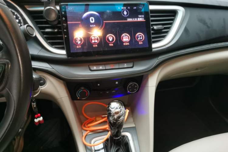 Used Buick GT 2016 15N Automatic Elite Edition Audio And AC Panel