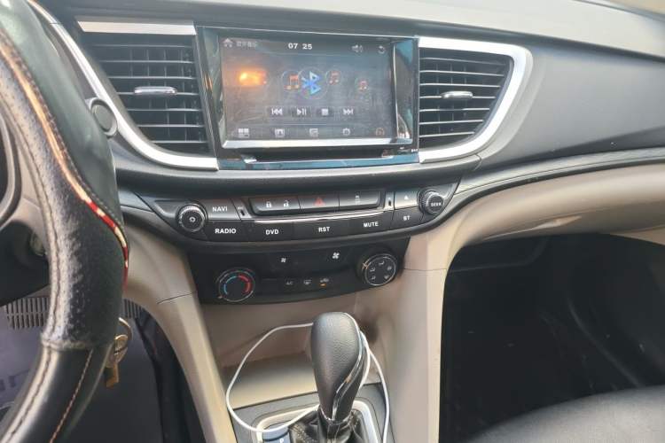 Used Buick GT 2016 15N Automatic Entry-Level Trim Audio And AC Panel