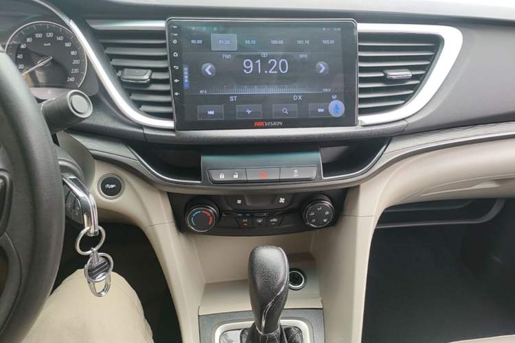 Used Buick GT 2016 15N Automatic Elite Edition Audio And AC Panel