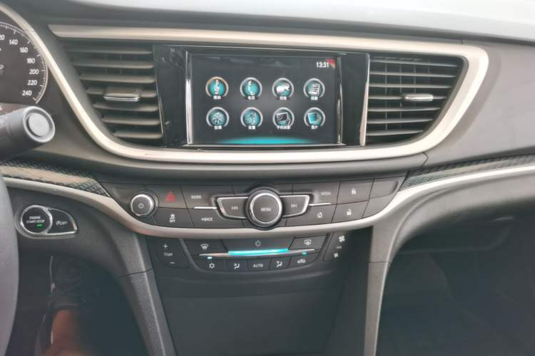 Used Buick GT 2016 15N Automatic Luxury Edition Audio And AC Panel