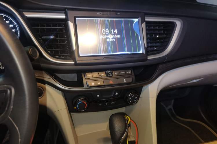 Used Buick GT 2016 15N Automatic Entry-Level Trim Audio And AC Panel