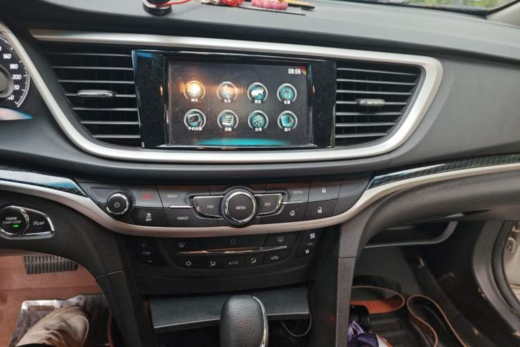 Used Buick GT 2016 15N Automatic Luxury Edition Audio And AC Panel