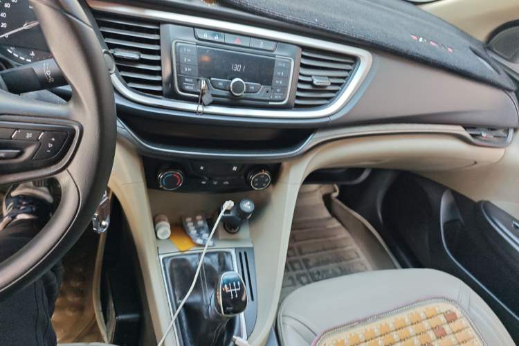 Used Buick GT 2016 15N Manual Elite Edition Audio And AC Panel