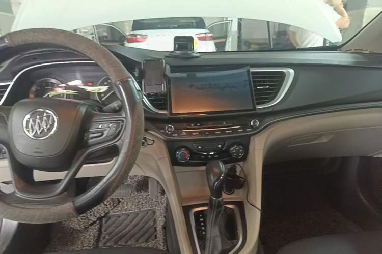 Used Buick GT 2016 15N Automatic Entry-Level Trim Audio And AC Panel