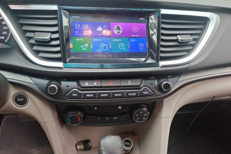 Used Buick GT 2016 15N Automatic Elite Edition Audio And AC Panel