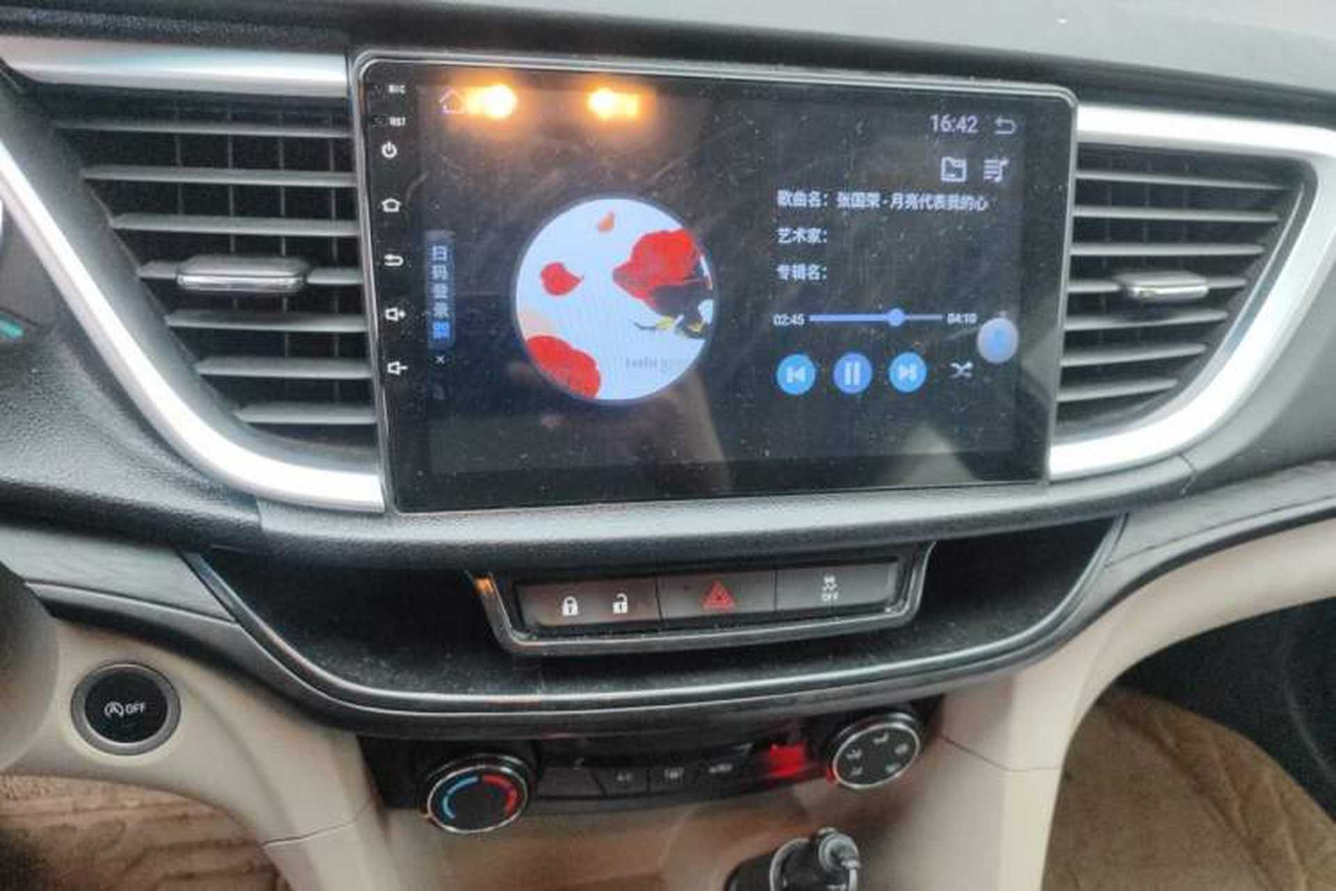 Used Buick GT 2016 15N Automatic Elite Edition Audio And AC Panel