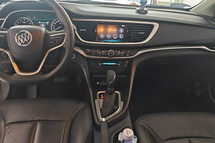 Used Buick GT 2016 15N Automatic Luxury Edition Audio And AC Panel