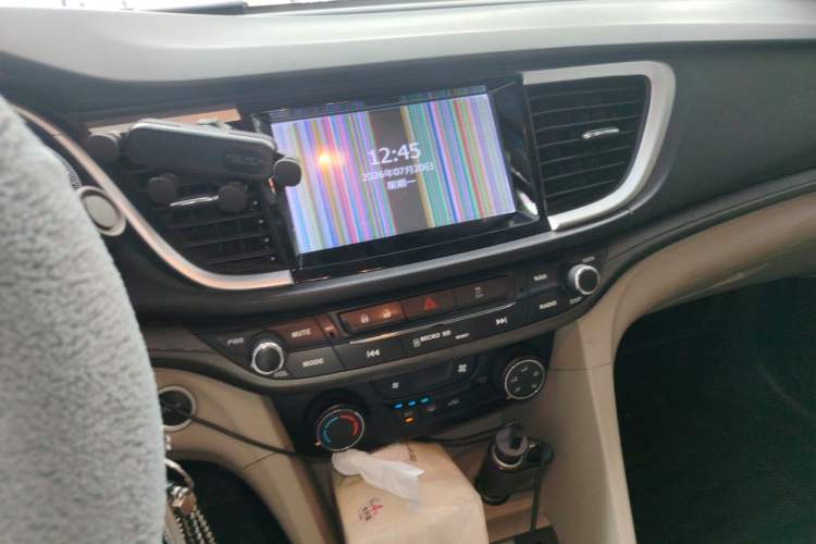 Used Buick GT 2016 15N Manual Elite Edition Audio And AC Panel