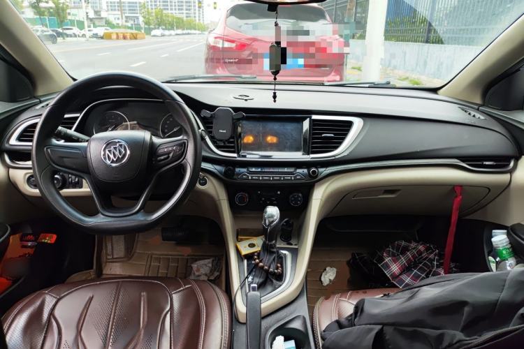 Used Buick GT 2016 15N Automatic Elite Edition Center Console