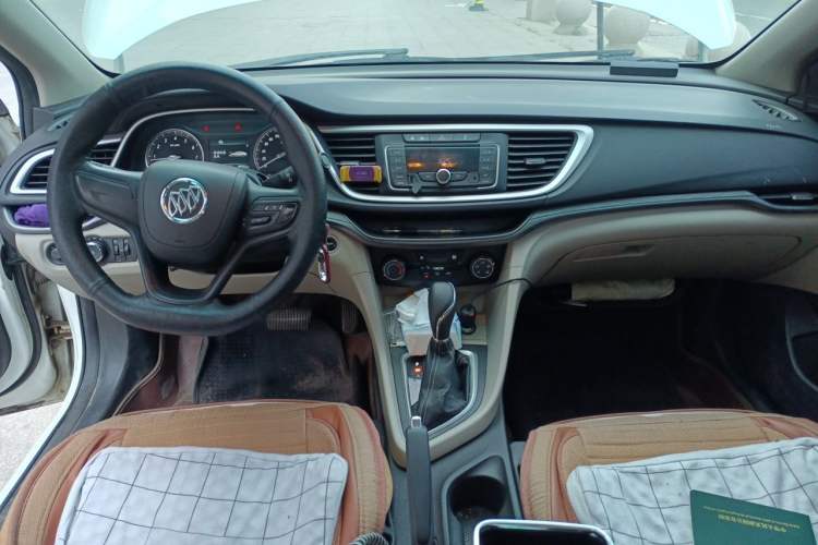 Used Buick GT 2016 15N Automatic Elite Edition Center Console