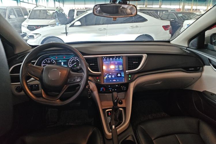 Used Buick GT 2016 15N Automatic Elite Edition Center Console