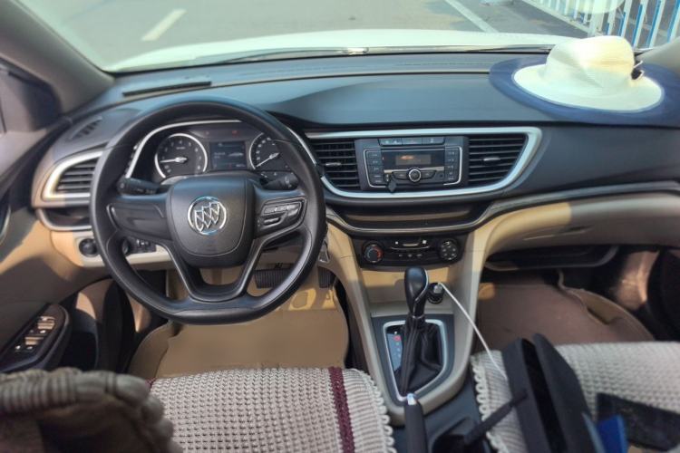Used Buick GT 2016 15N Automatic Elite Edition Center Console
