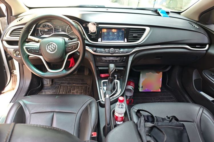 Used Buick GT 2016 18T Dual-Clutch Luxury Model Center Console