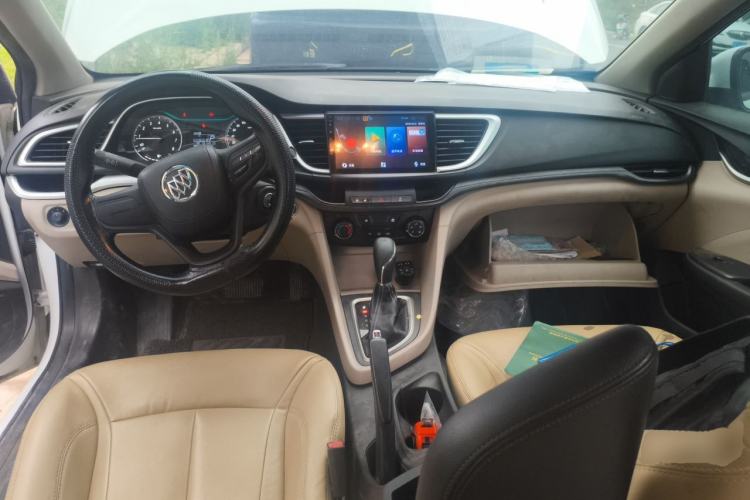 Used Buick GT 2016 15N Automatic Entry-Level Trim Center Console