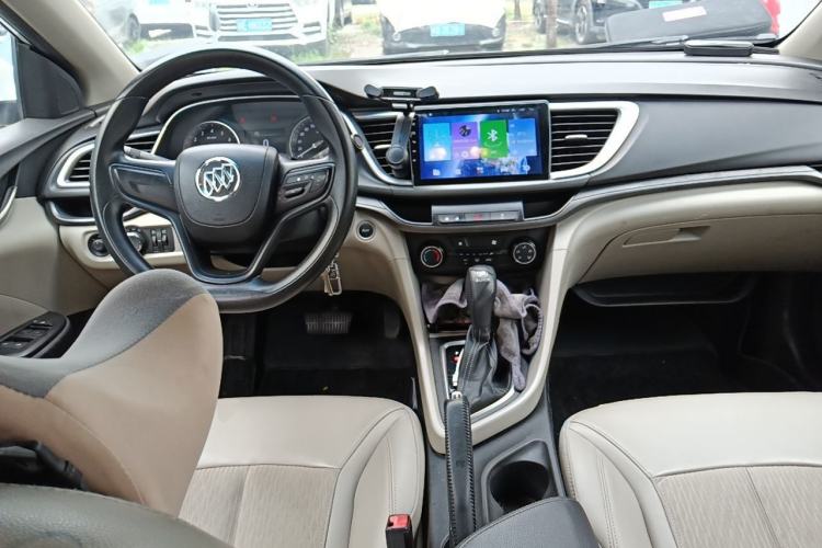 Used Buick GT 2016 18T Dual-Clutch Elite Model Center Console