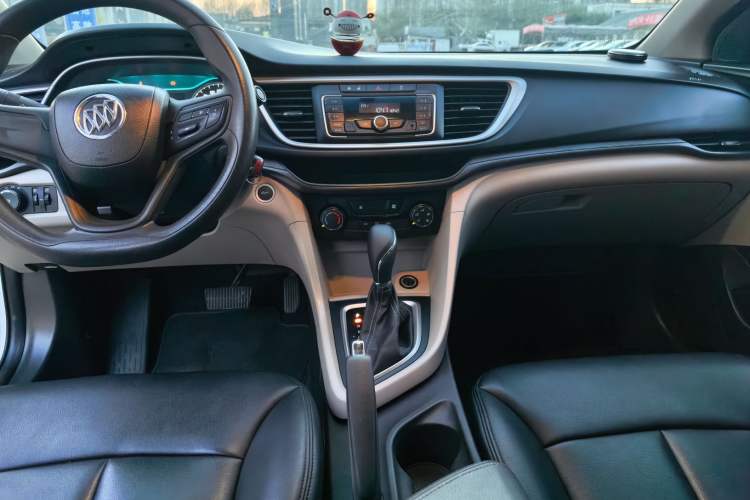 Used Buick GT 2016 15N Automatic Entry-Level Trim Center Console