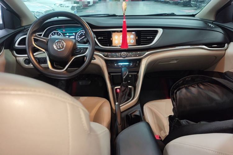 Used Buick GT 2016 15N Automatic Luxury Edition Center Console