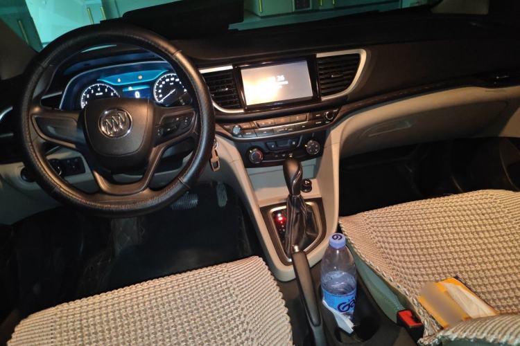 Used Buick GT 2016 15N Automatic Elite Edition Center Console