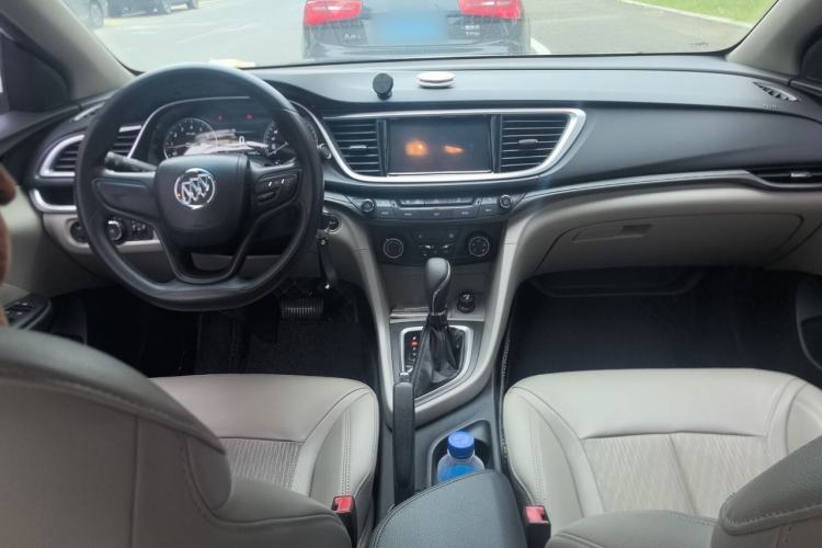 Used Buick GT 2016 15N Automatic Elite Edition Center Console