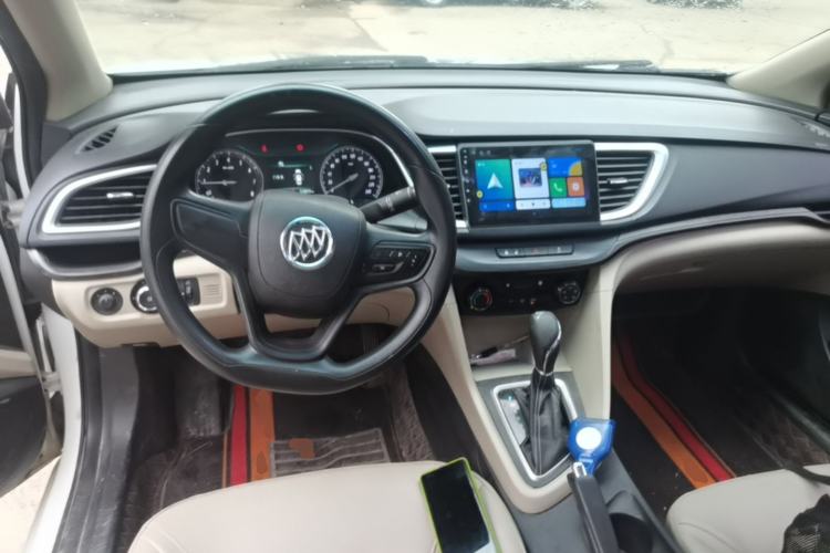Used Buick GT 2016 15N Automatic Elite Edition Center Console
