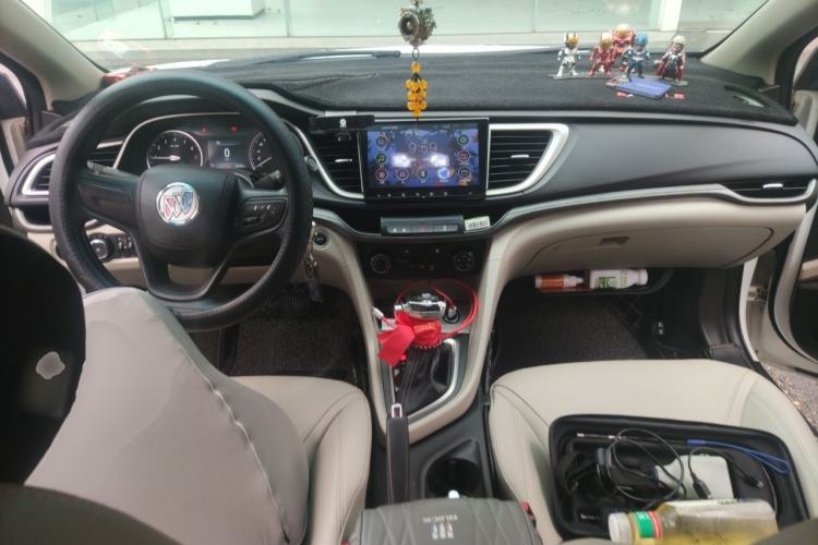 Used Buick GT 2016 15N Automatic Elite Edition Center Console