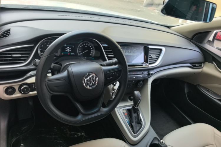 Used Buick GT 2016 15N Automatic Elite Edition Center Console