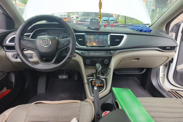 Used Buick GT 2016 15N Automatic Elite Edition Center Console