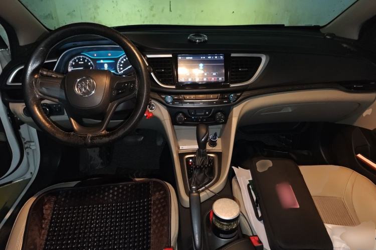 Used Buick GT 2016 15N Automatic Elite Edition Center Console