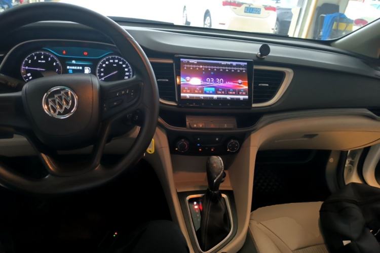 Used Buick GT 2016 15N Automatic Elite Edition Center Console