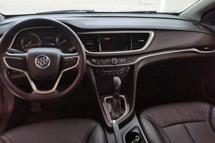 Used Buick GT 2016 15N Automatic Luxury Edition Center Console