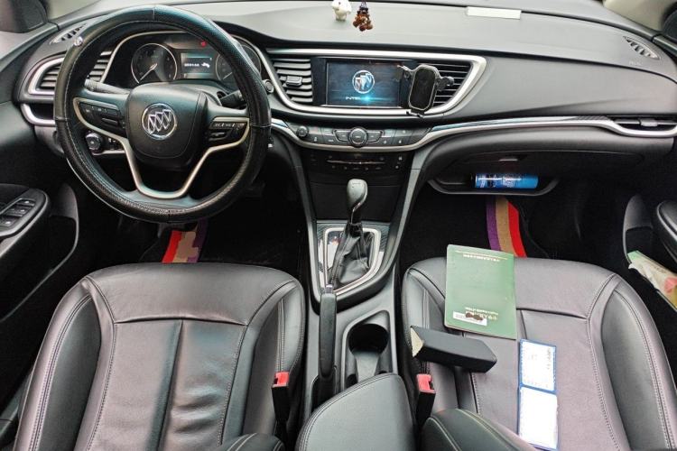 Used Buick GT 2016 18T Dual-Clutch Luxury Model Center Console
