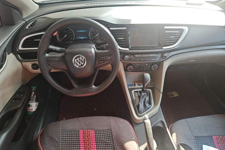Used Buick GT 2016 15N Automatic Elite Edition Center Console