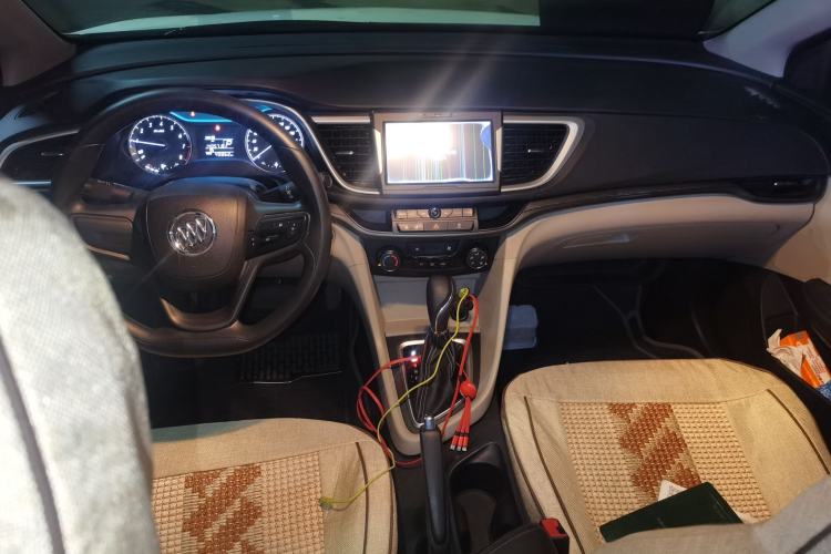 Used Buick GT 2016 15N Automatic Entry-Level Trim Center Console