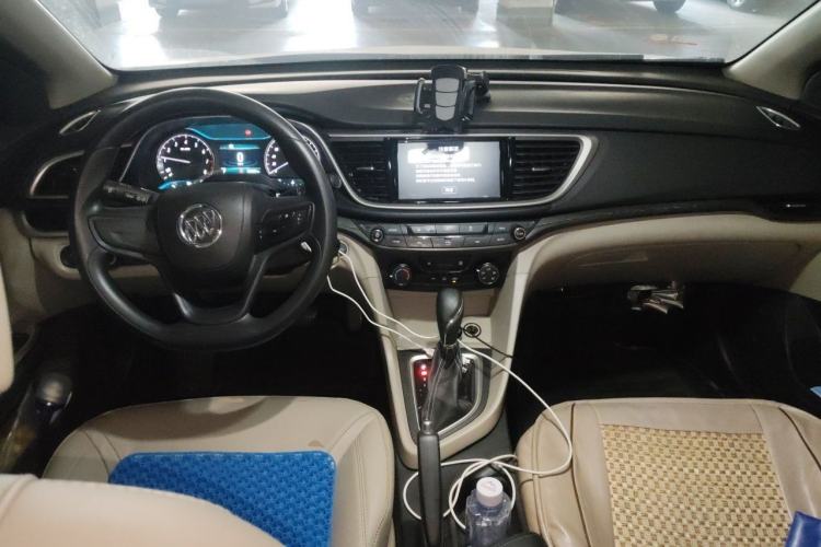 Used Buick GT 2016 15N Automatic Elite Edition Center Console